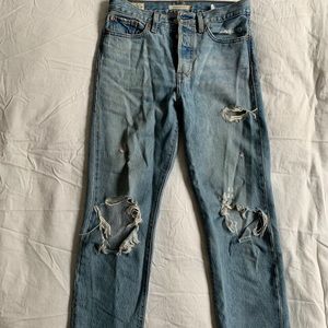 Levi’s wedgie straight distressed jeans